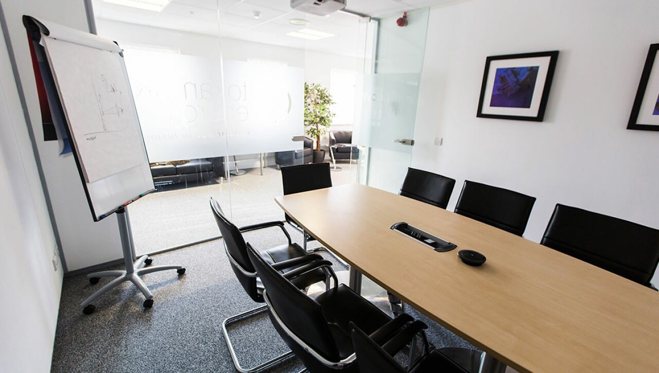 Glass partitioning - meeting room.