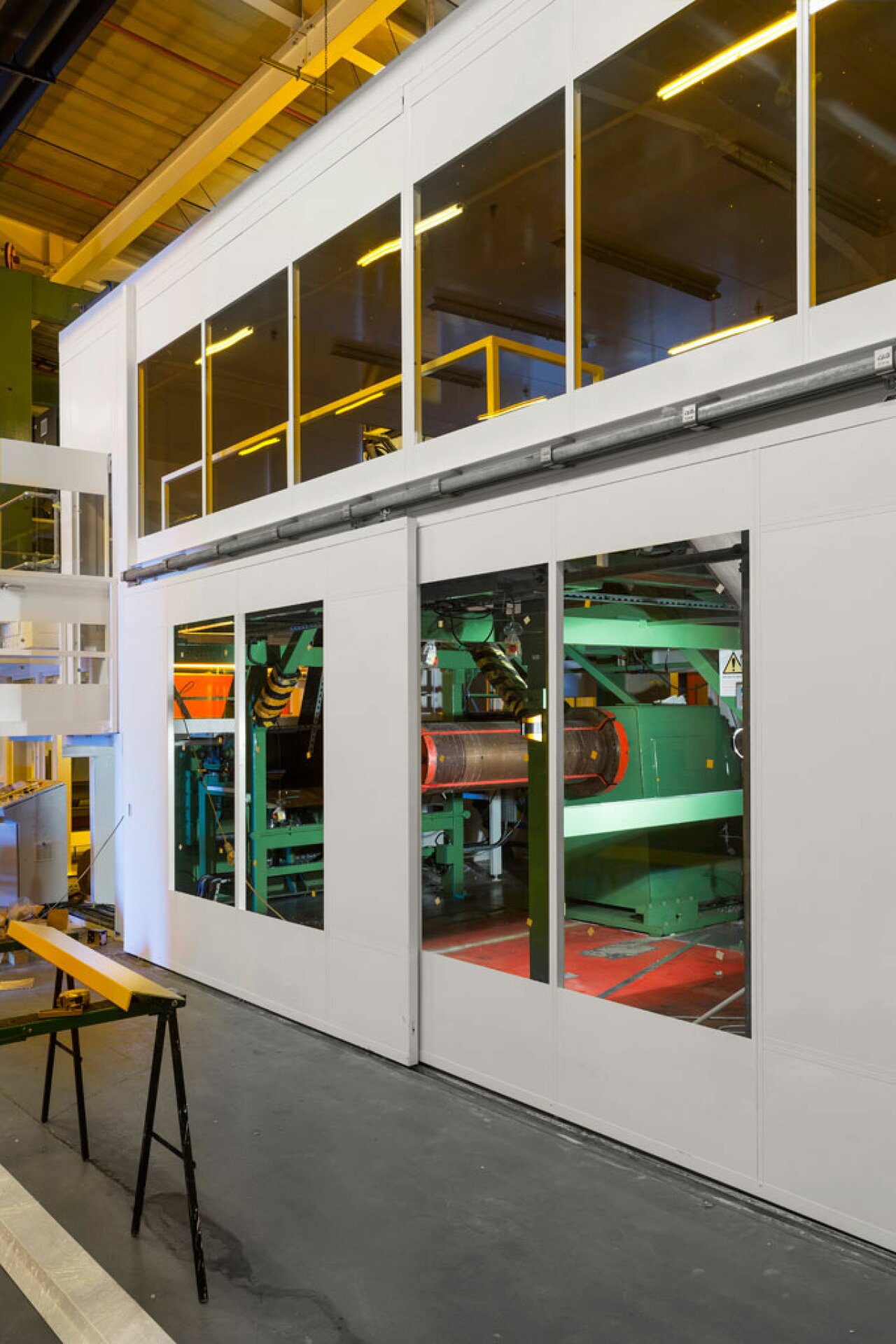 Single Skin Steel Partitioning - Sliding Doors.