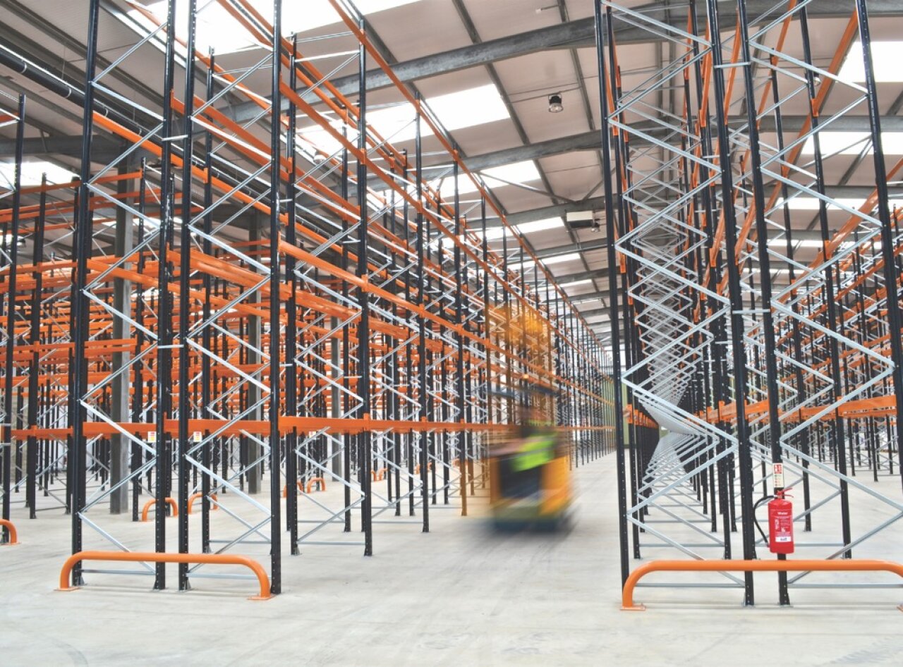 Wide Aisle Pallet Racking - Warehouse example.